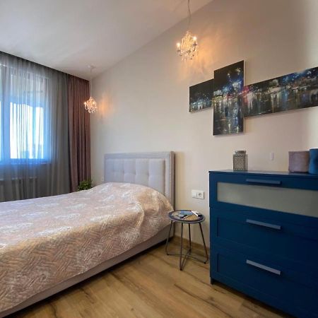 Nano'S Exclusive Fashionable Apartment 巴统 外观 照片