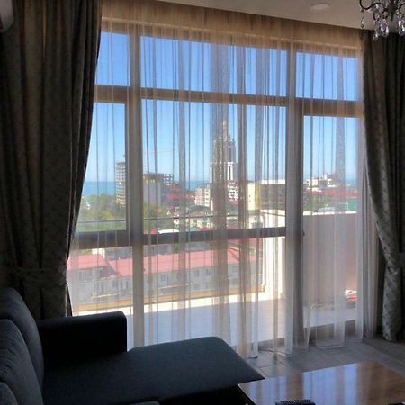 Nano'S Exclusive Fashionable Apartment 巴统 外观 照片