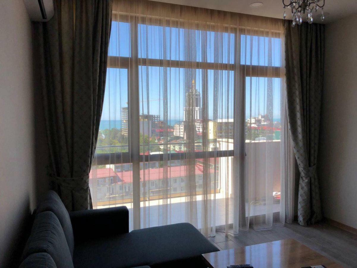Nano'S Exclusive Fashionable Apartment 巴统 外观 照片