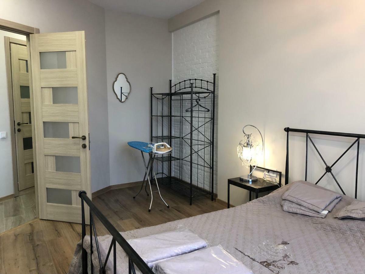Nano'S Exclusive Fashionable Apartment 巴统 外观 照片