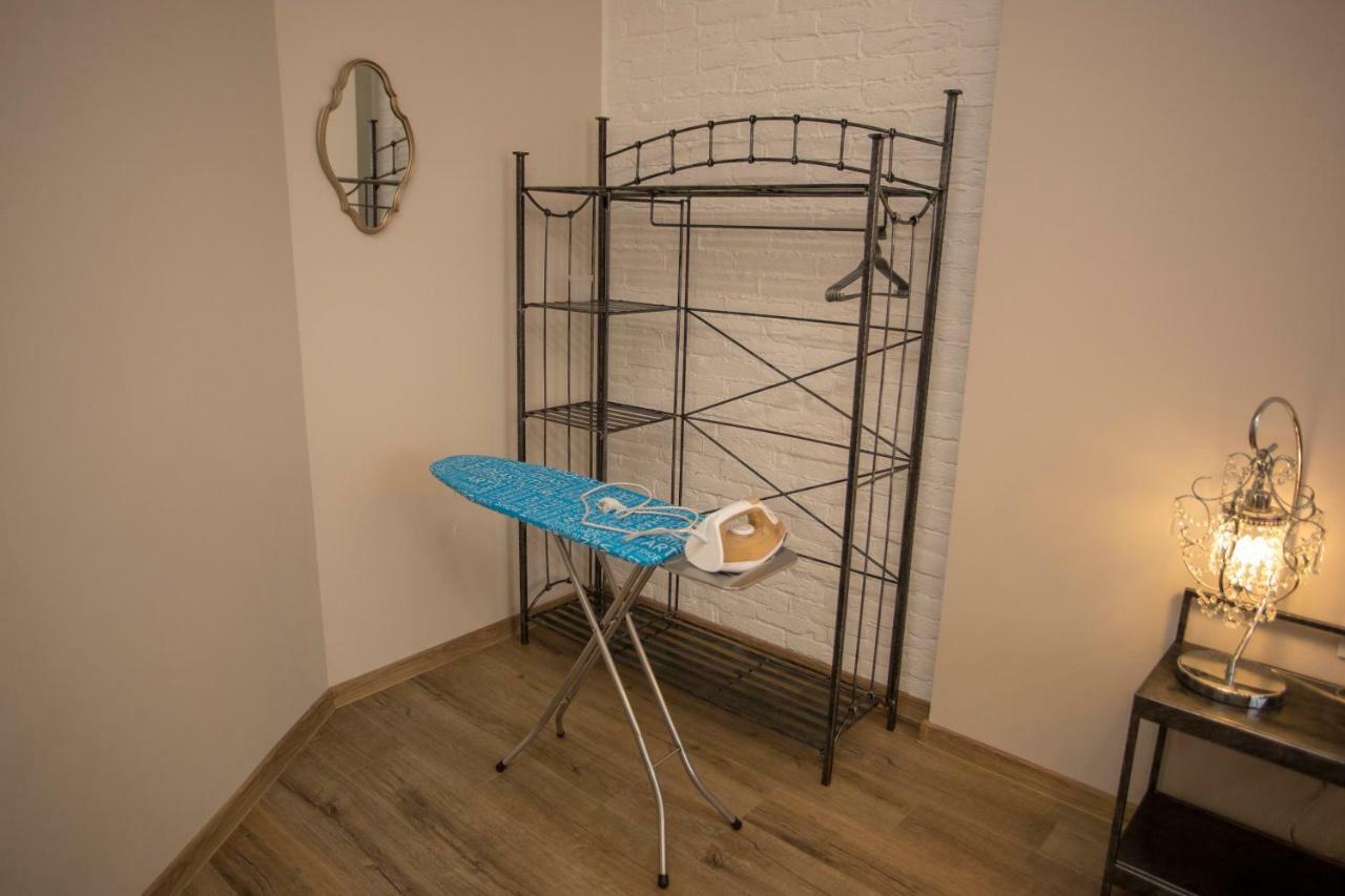 Nano'S Exclusive Fashionable Apartment 巴统 外观 照片