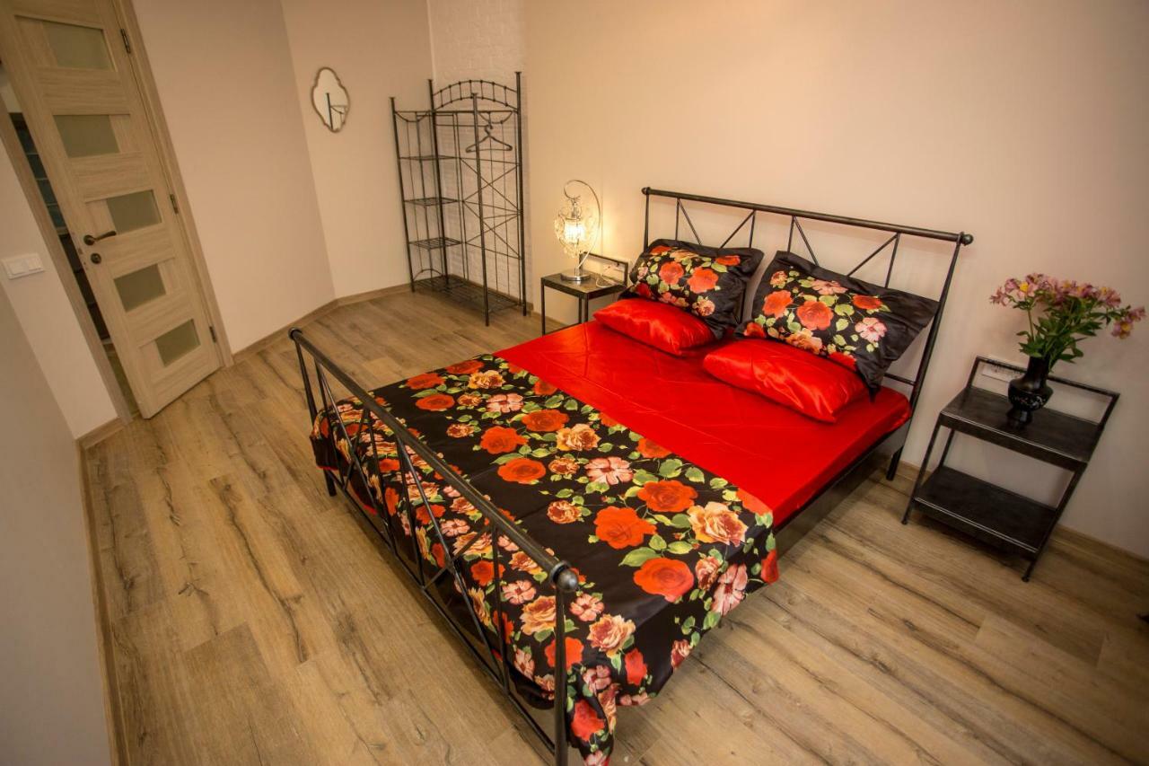 Nano'S Exclusive Fashionable Apartment 巴统 外观 照片
