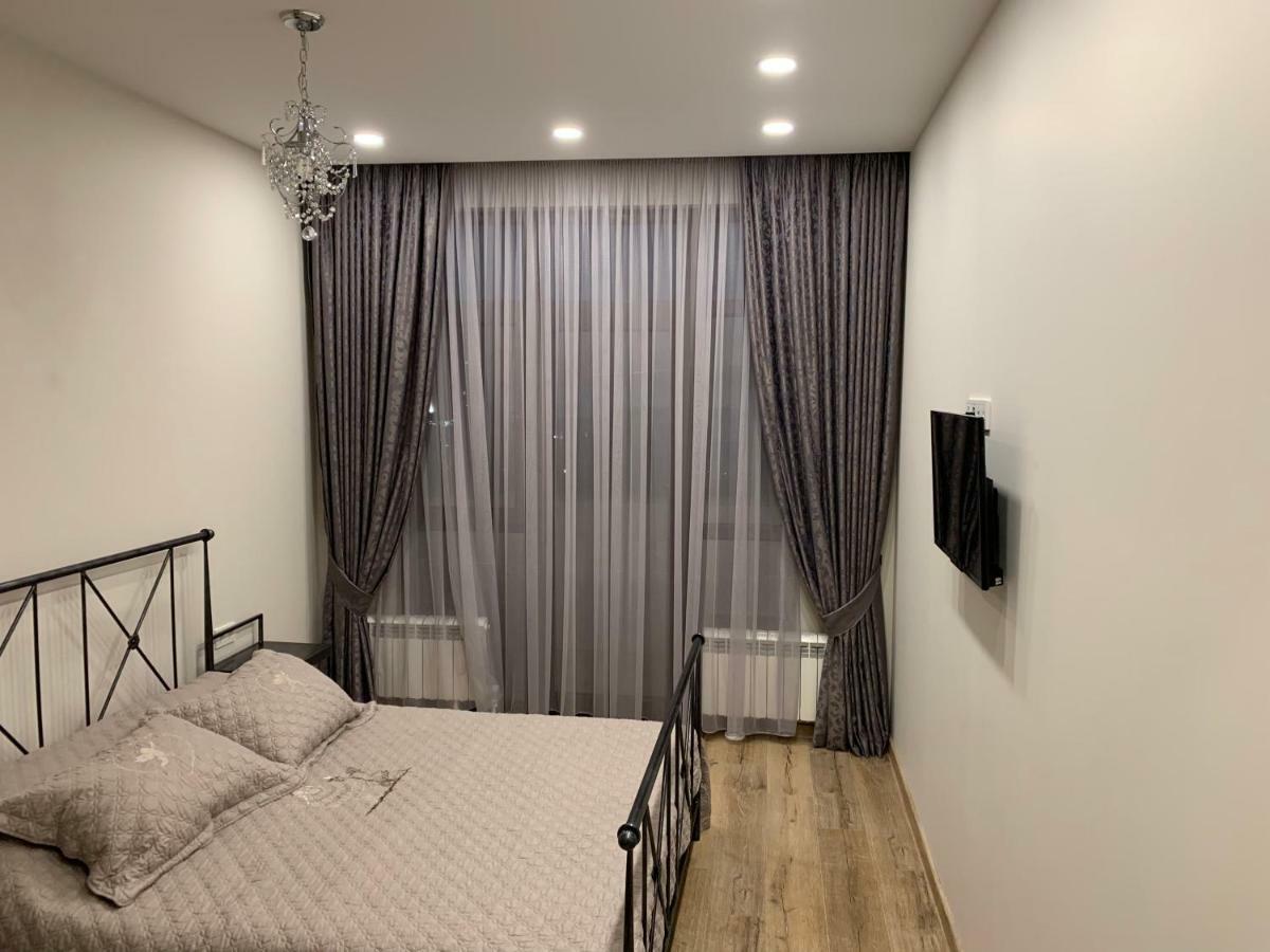 Nano'S Exclusive Fashionable Apartment 巴统 外观 照片