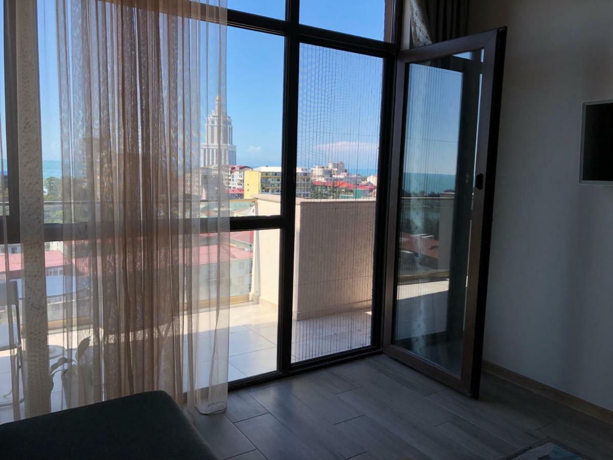 Nano'S Exclusive Fashionable Apartment 巴统 外观 照片